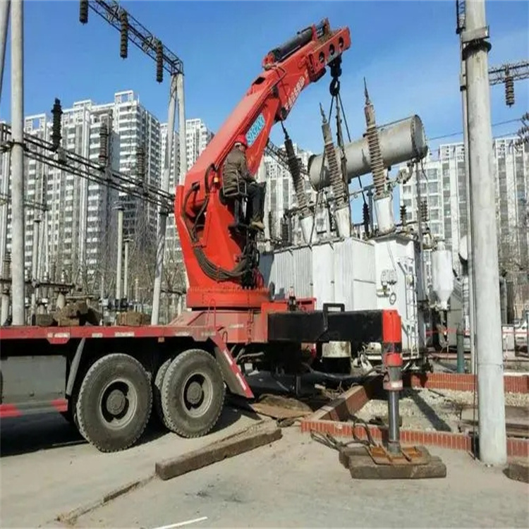 包河前四后八吊车能吊多少吨